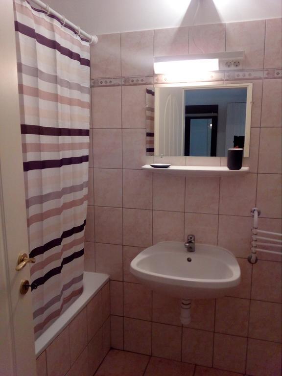 Gobe Apartman Хайдусобосло Экстерьер фото