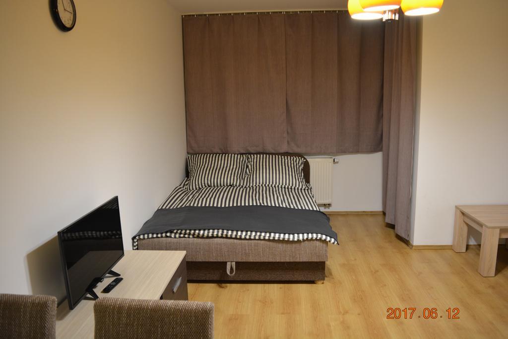 Gobe Apartman Хайдусобосло Экстерьер фото